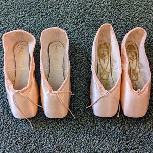 Freed of London Pointe Shoes:  DV Wing 2.5 - 2X - Size 5 - Clover or N Maker